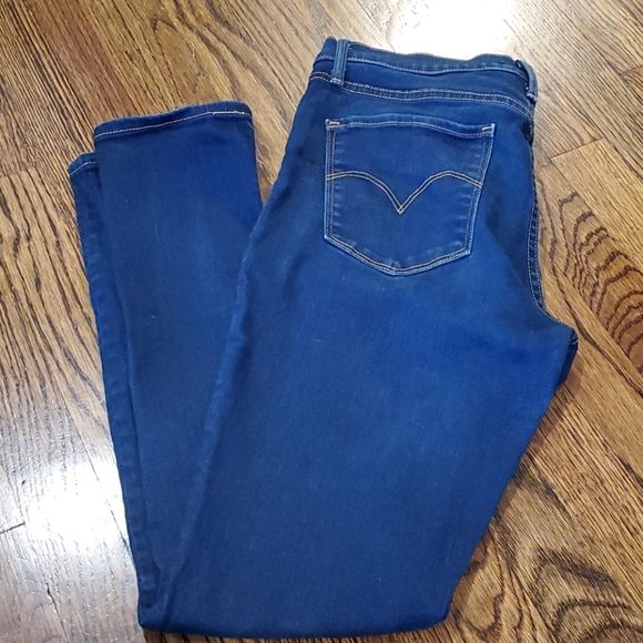Levi Strauss Jeans - Picture 1 of 5